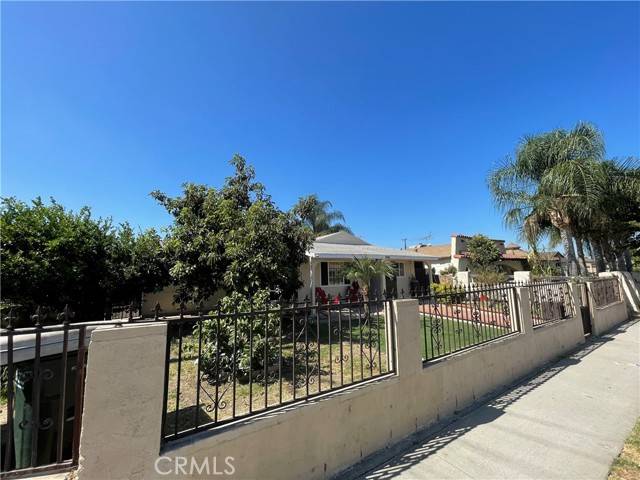 La Puente, CA 91744,15768 Amar Road