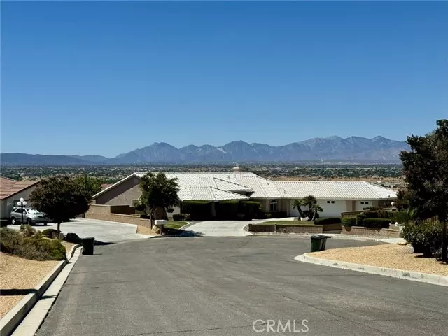 20132 Majestic Drive, Apple Valley, CA 92308