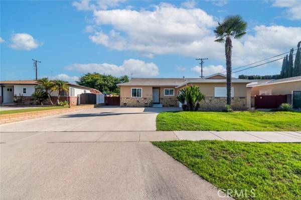 1536 West Roberta Avenue, Fullerton, CA 92833