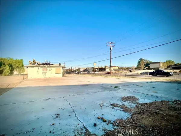 Victorville, CA 92394,15720 Mojave Drive