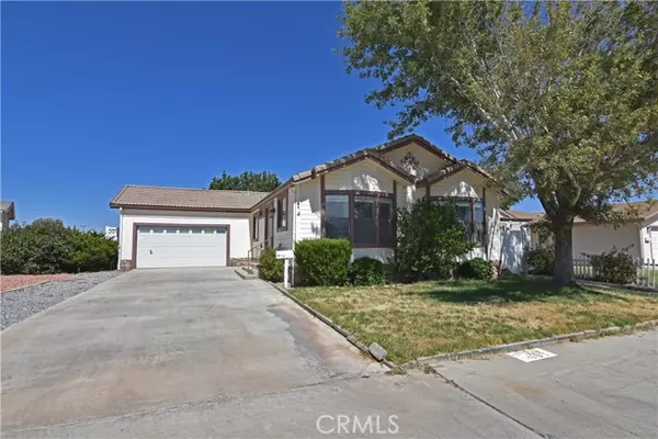 22241 Nisqually Road, Apple Valley, CA 92308