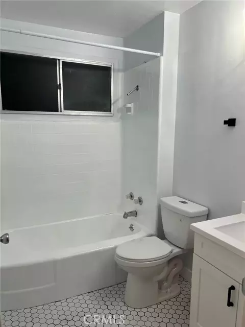 Hemet, CA 92543,424 West Mayberry Avenue