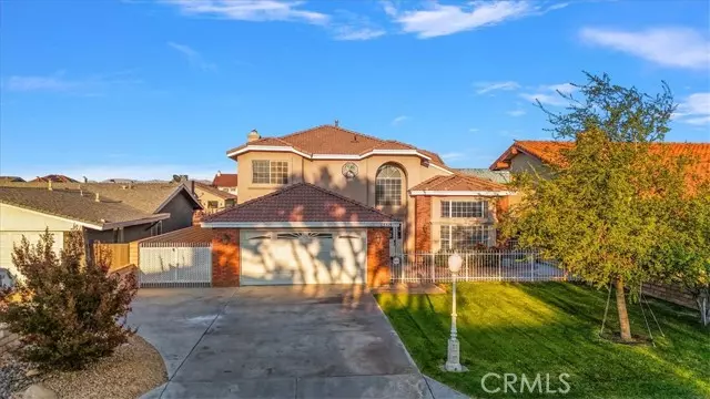 13715 White Sail Drive, Victorville, CA 92395