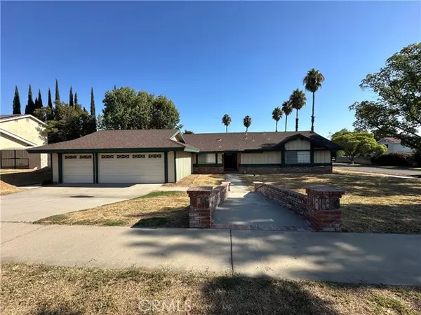 2109 North Orange Avenue,  Rialto,  CA 92377