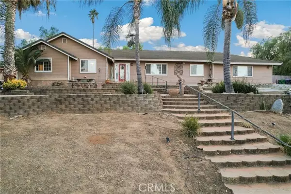 Riverside, CA 92504,17335 Via Frontera