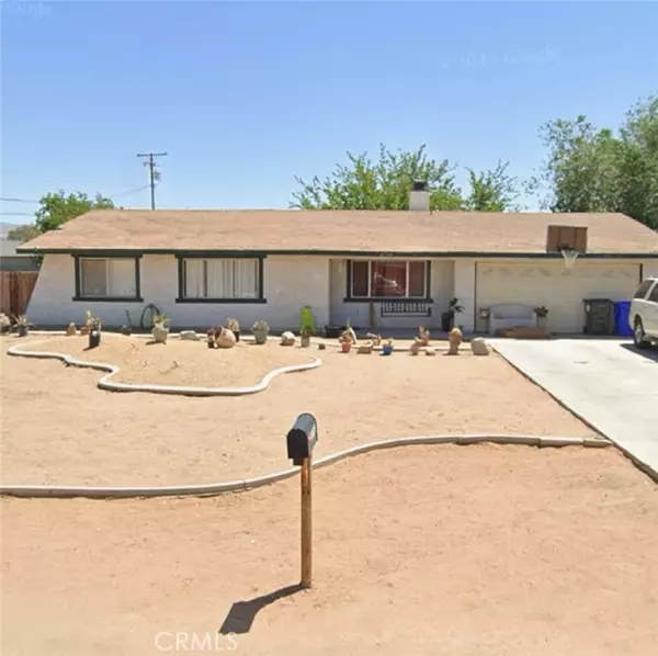 21225 Lone Eagle Road, Apple Valley, CA 92308