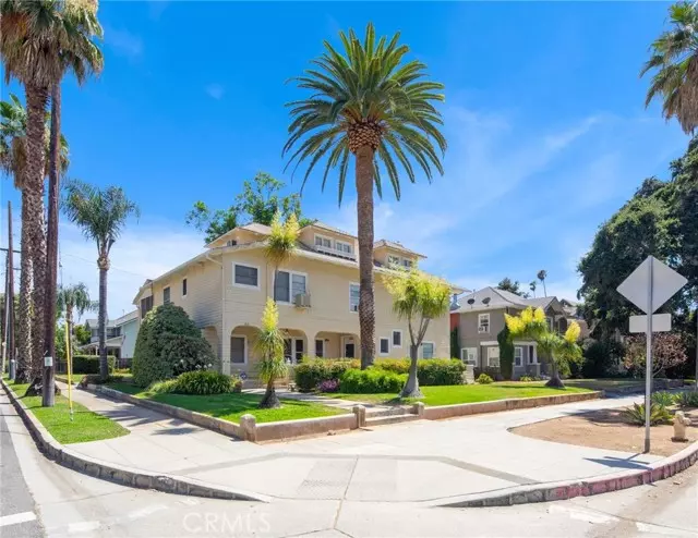 Redlands, CA 92373,305 West Olive Avenue