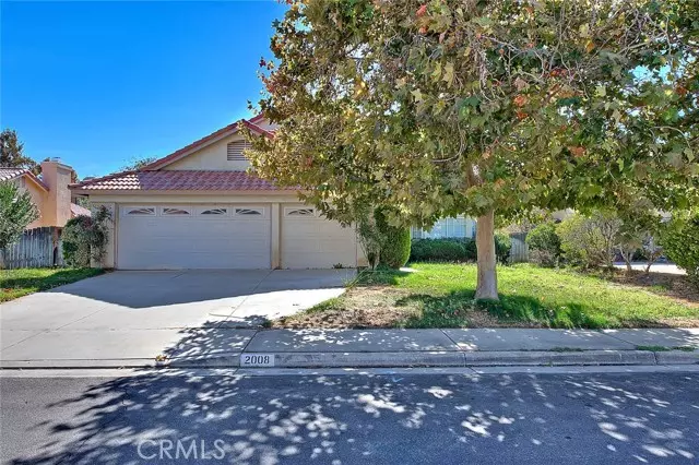 2008 Willowbrook Avenue, Palmdale, CA 93551