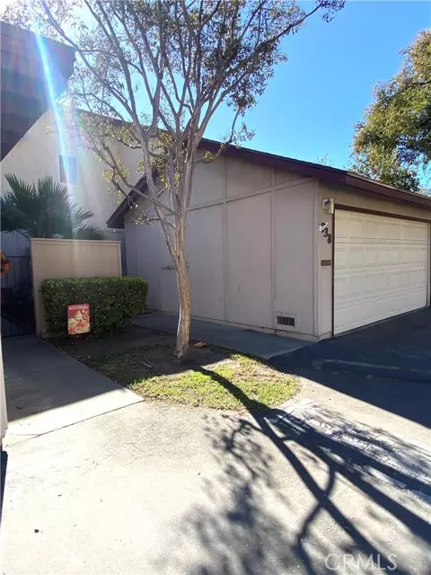 Azusa, CA 91702,338 West Indian Dunes Lane