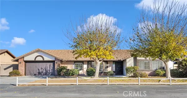 13593 Coachella Road, Apple Valley, CA 92308