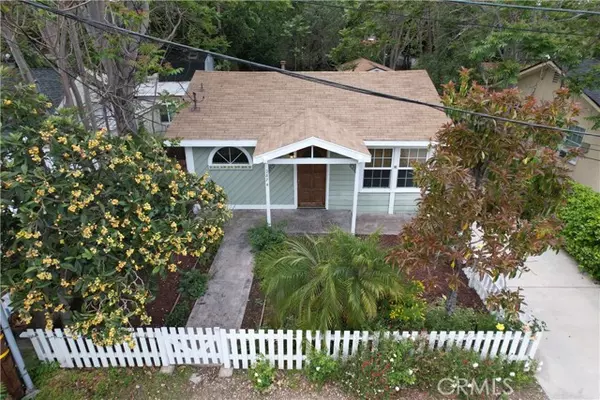 Thousand Oaks, CA 91362,2874 Crescent Way