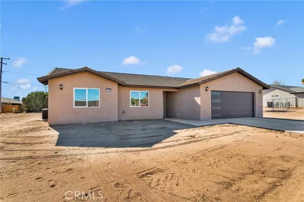 Hesperia, CA 92345,13995 Smoke Tree Street