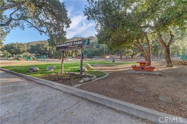 Tujunga, CA 91042,7553 Mc Groarty