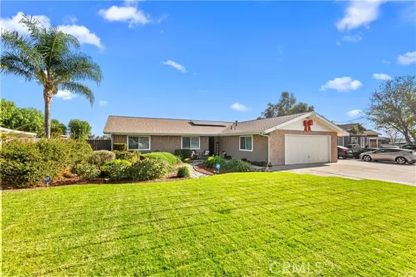 10695 Linden Avenue, Bloomington, CA 92316