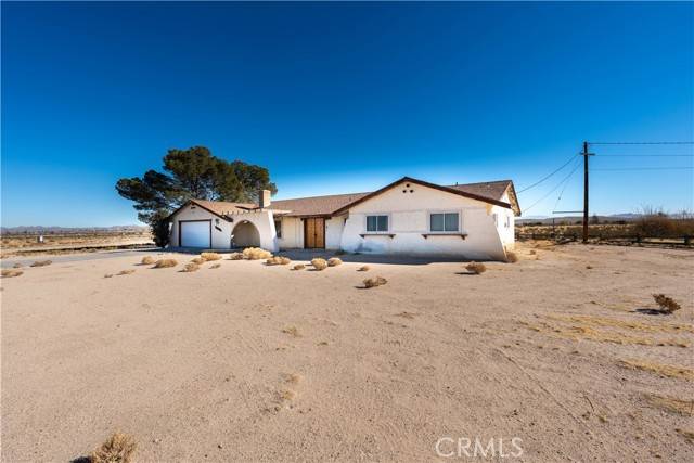 2581 Country Club Drive, Barstow, CA 92311