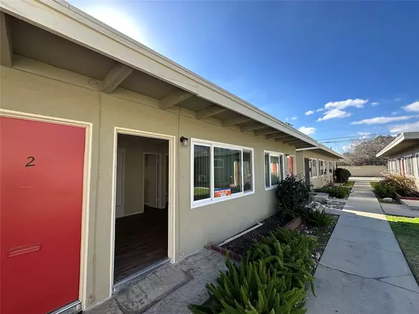 1015 North Azusa Avenue, Azusa, CA 91702