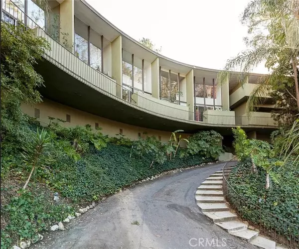 Hollywood Hills, CA 90068,3625 Fredonia Drive