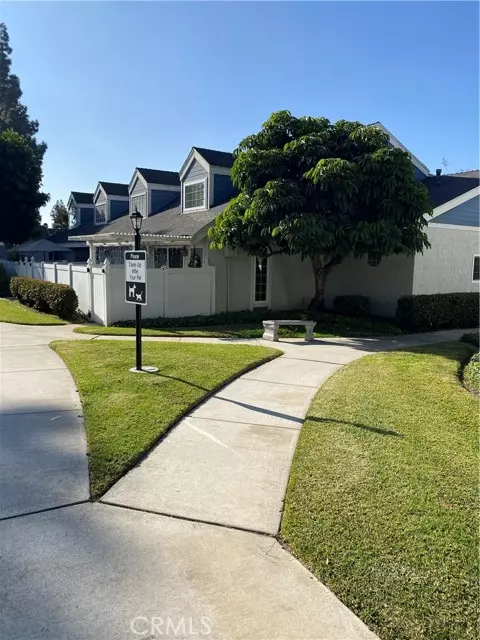 Covina, CA 91722,805 GRONDAHL