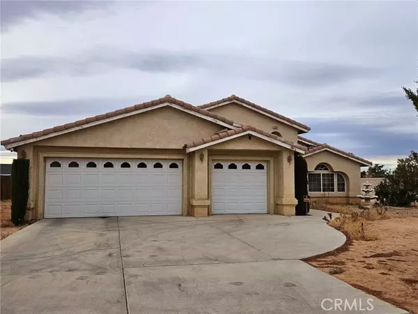 12530 Navajo Road, Apple Valley, CA 92308