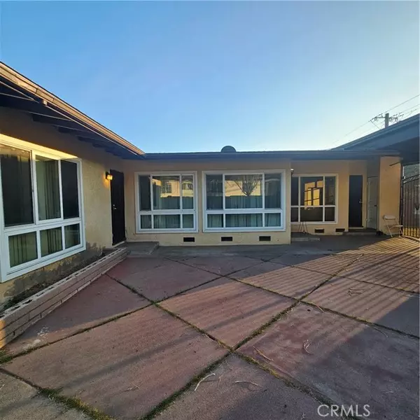 Claremont, CA 91711,350 South Mountain Avenue