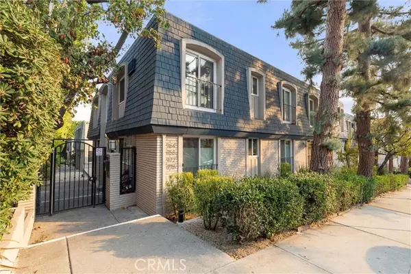 968 Larrabee Street, West Hollywood, CA 90069