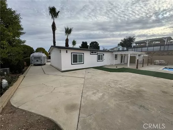 Wildomar, CA 92595,33927 Windmill Road