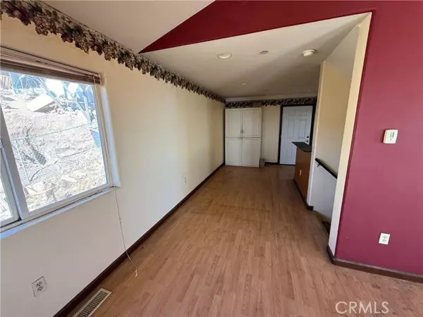 Crestline, CA 92325,1016 Summit Drive