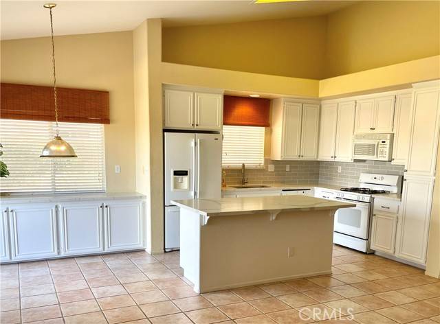 Palmdale, CA 93551,3829 Vitrina Lane