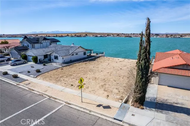 Helendale, CA 92342,26734 Blue Water Road