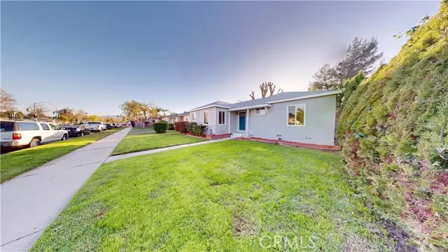 6623 White Oak Avenue, Reseda, CA 91335