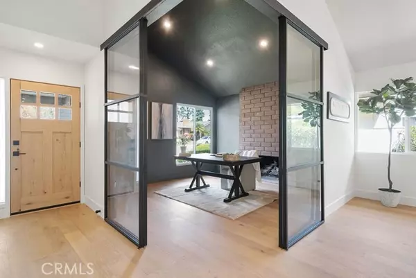 Anaheim Hills, CA 92807,6496 East Via Arboles