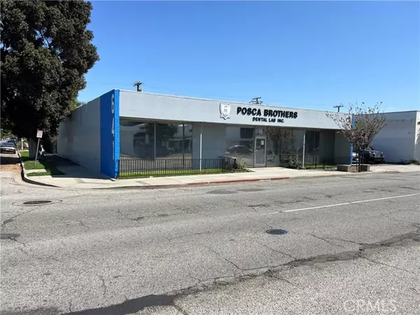 641 West Willow Street, Long Beach, CA 90806