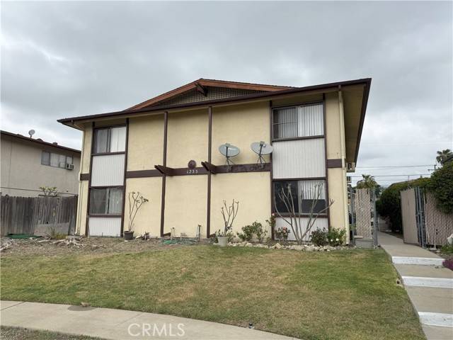 1233 Woodbury Court, Upland, CA 91786