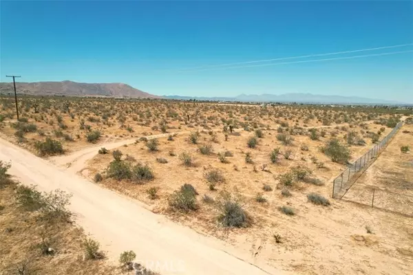 Apple Valley, CA 92307,38 Japatul Rd