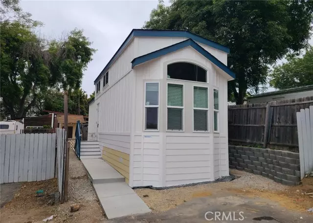 Vista, CA 92084,1045 East Vista Way