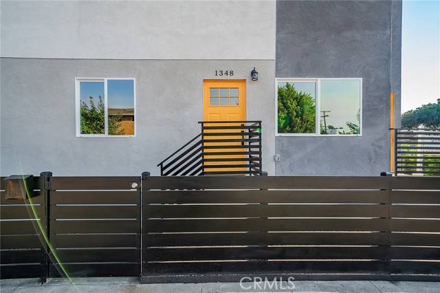 Los Angeles, CA 90037,1348 West 41st Place