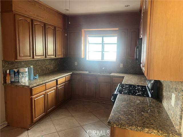 Corona, CA 92882,424 West 7th Street