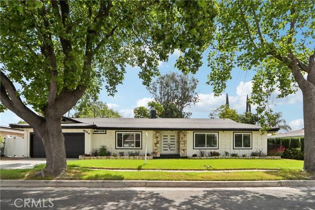 8064 Crosnoe Avenue, Panorama City, CA 91402