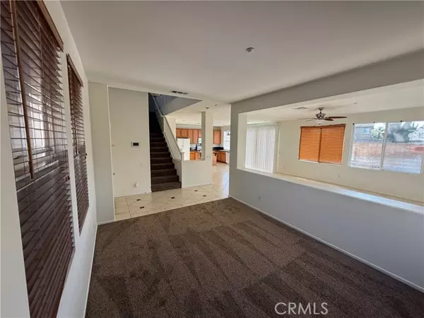 Fontana, CA 92336,7434 Freeport Circle