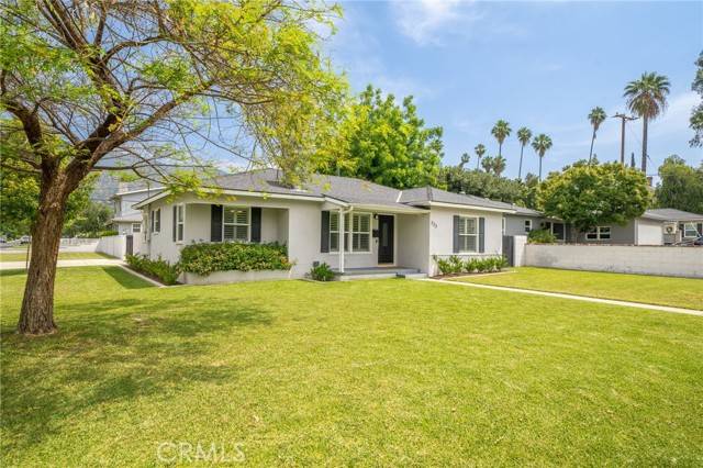 323 West Bennett Avenue, Glendora, CA 91741
