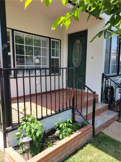 Los Angeles, CA 90065,2633 Pepper Avenue