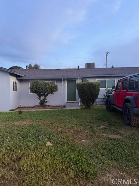 1627 West Riggin Avenue, Visalia, CA 93291