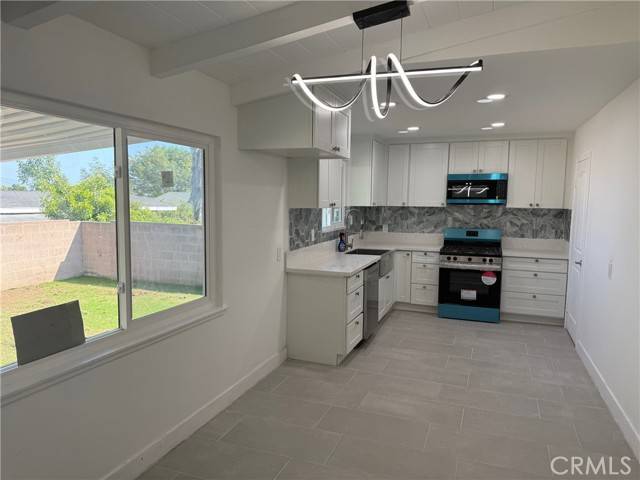 La Mirada, CA 90638,14516 Florita Road