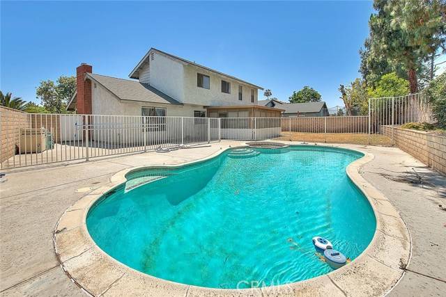 Ontario, CA 91761,1473 East Bermuda Dunes Street