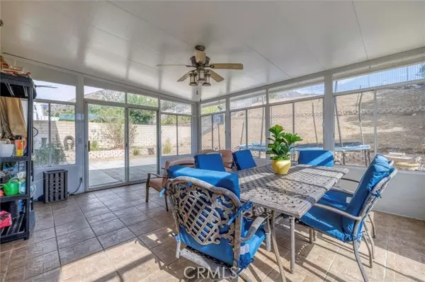 Sylmar, CA 91342,13524 Via Santa Catalina