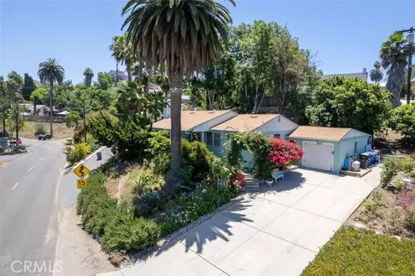 Vista, CA 92083,869 Phillips Street