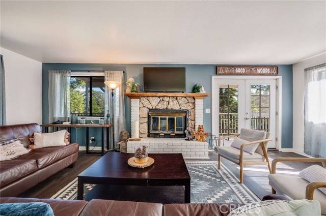 Twin Peaks, CA 92391,25389 Oak Glen Road