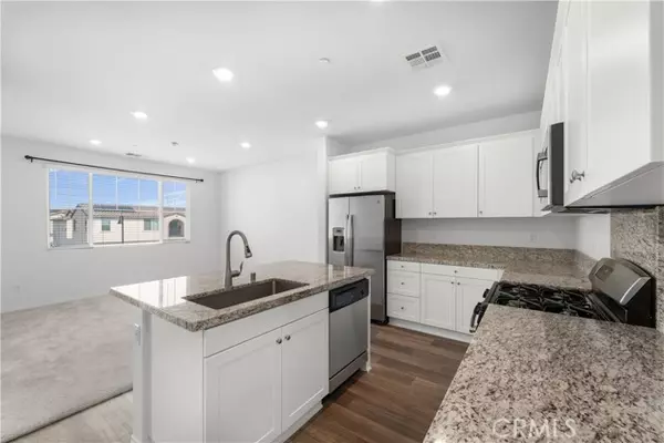 Fontana, CA 92336,16502 Casa Grande Avenue