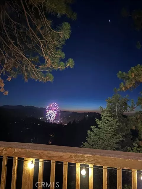 Crestline, CA 92325,25152 Valle Drive