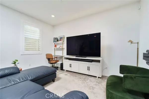 Fontana, CA 92336,16502 Casa Grande Avenue